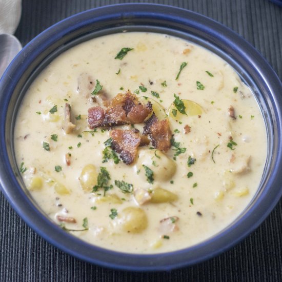 Gluten Free Clam Chowder with Bacon