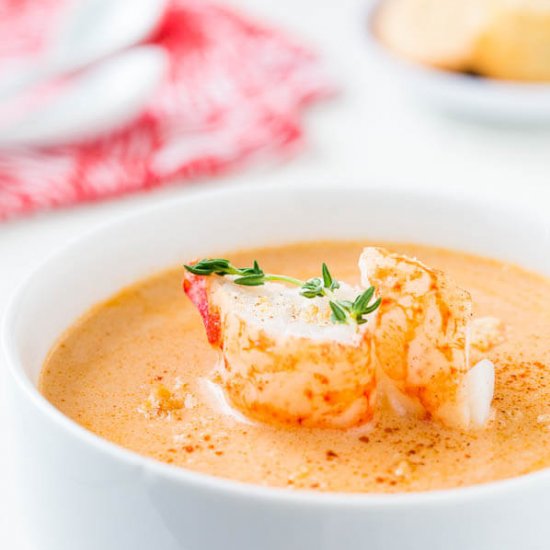 Restaurant-Quality Lobster Bisque