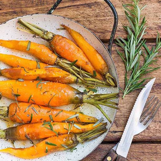 Rosemary Carrots with Honey Glaze