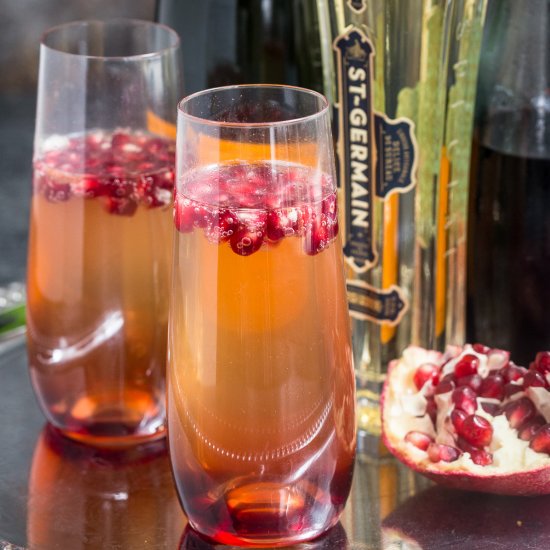 St. Germain & Pomegranate Cocktail