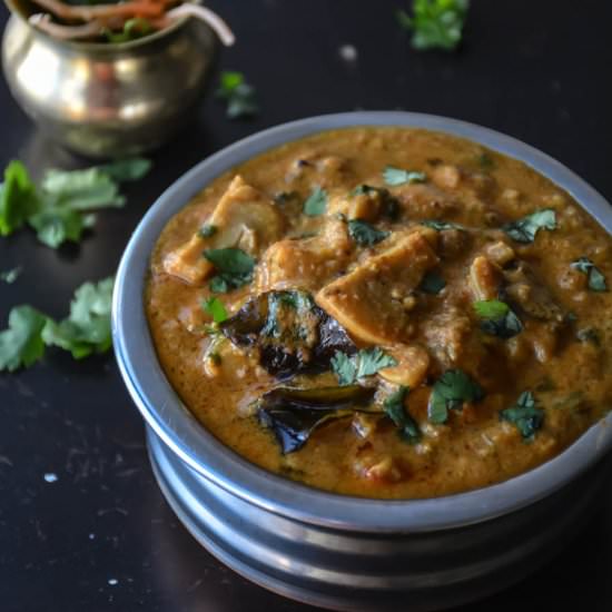 Mushrooms in peanut sesame gravy