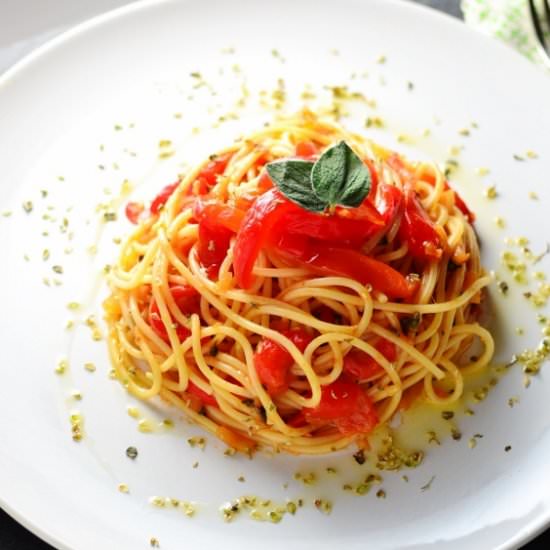 Roasted Pepper Oregano Pasta