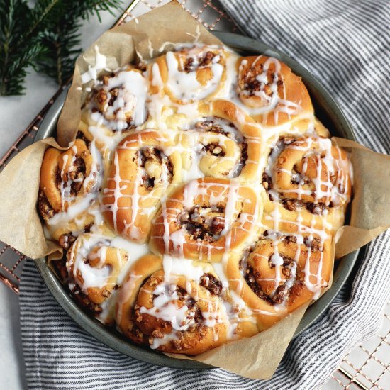 Baklava Cinnamon Rolls