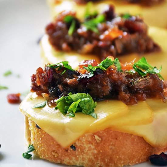 Cranberry Bacon Jam Crostini