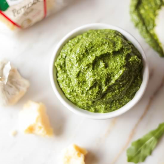 arugula & basil pesto.