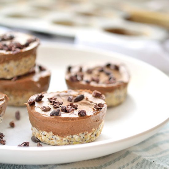 Raw Mint Chocolate Cups