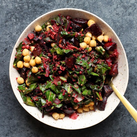 Beet Salad, Quinoa & Greens