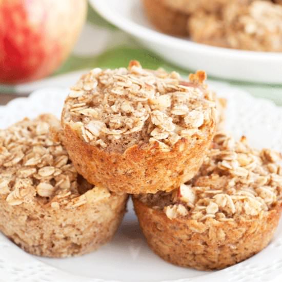 Apple Cinnamon Baked Oatmeal Cups