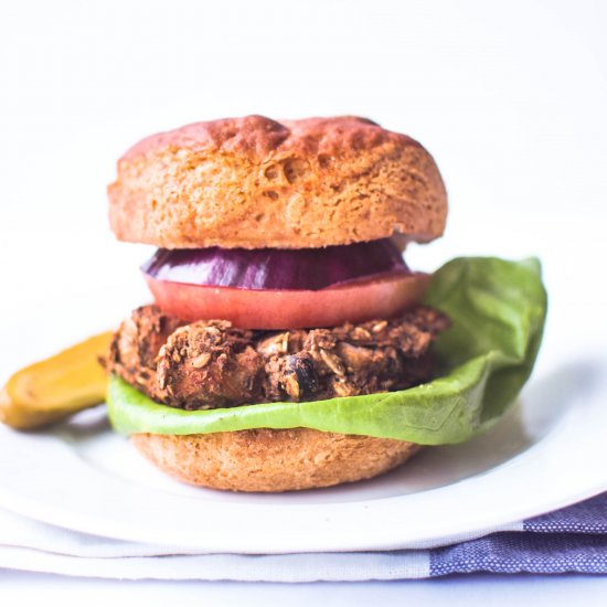 Black Bean Barbeque Veggie Burgers