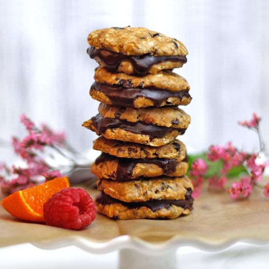 Raw Chocolate Cashew Cream Cookies