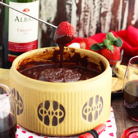 Red Wine Dark Chocolate Fondue Dip