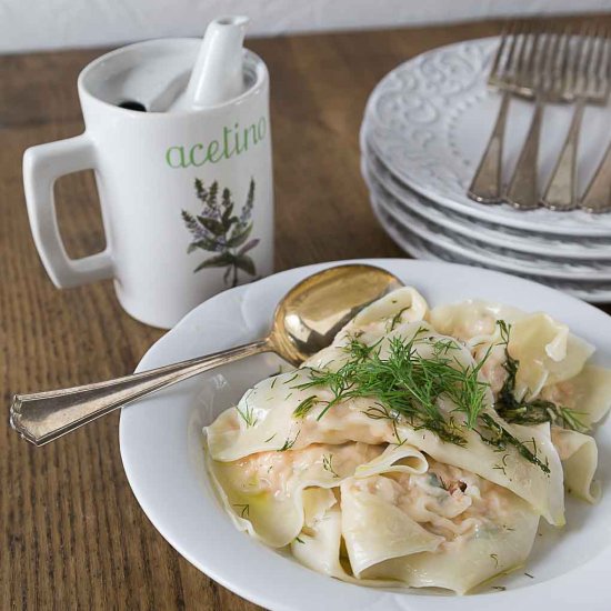 Salmon Ravioli with Dill Sauce