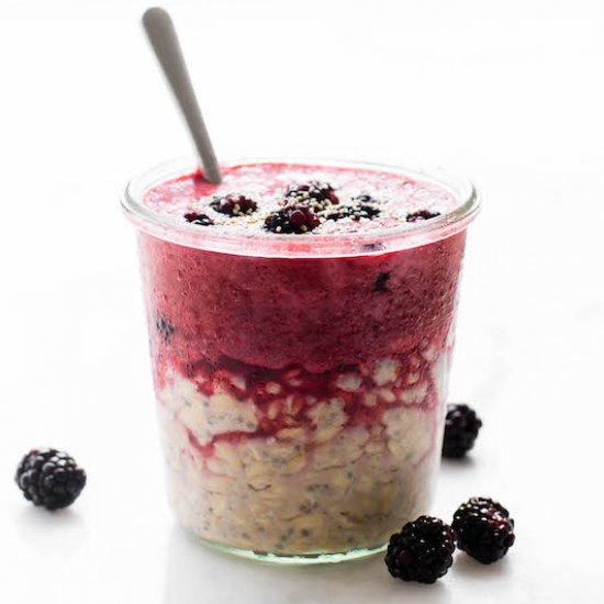 Berry Kombucha Overnight Oats