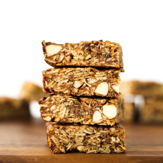 Almond Date Granola Bars {Vegan}