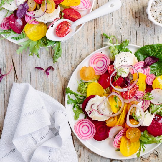 Marinated tomato & beetroot salad