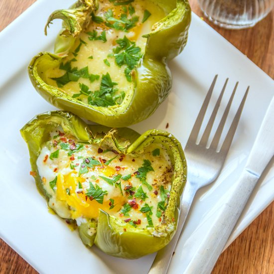 Baked Eggs in Peppers