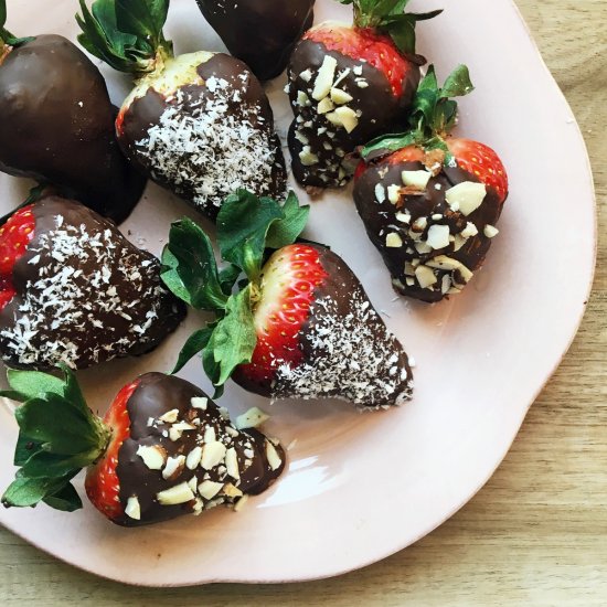 Vegan Maca Chocolate Strawberries