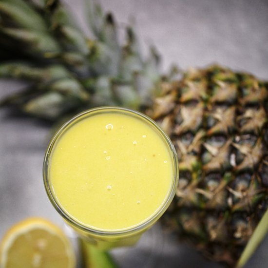 pineapple smoothie