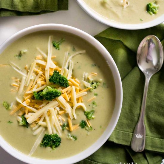 Easy Broccoli Cheese Soup