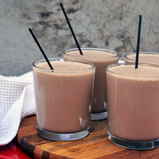 Chocolate Peanut Butter Smoothies