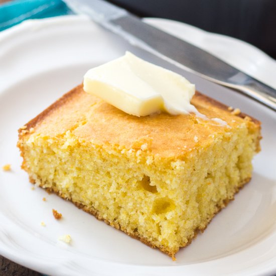 Easy Buttermilk Cornbread