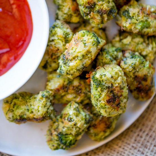 Baked Cheddar Broccoli Tots