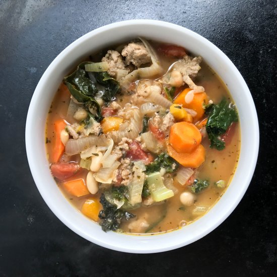 Turkey, Kale, and White Bean Soup