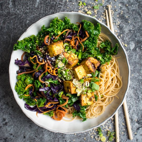 Kale Stir Fry w/ Crispy Curried Tofu