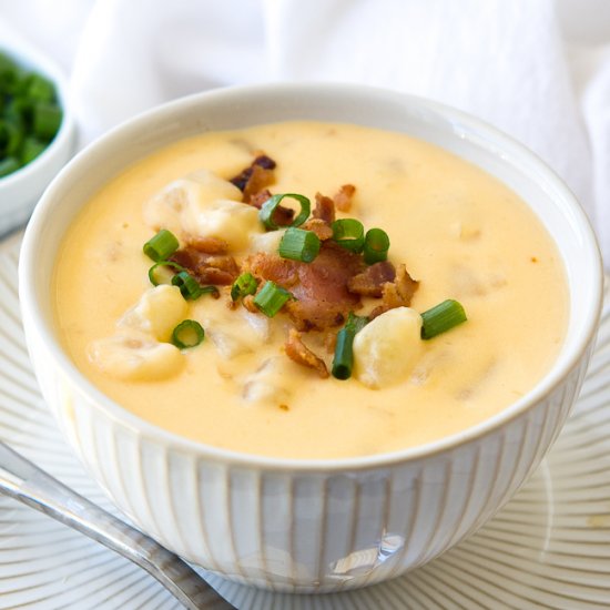 Crock Pot Cheesy Potato Soup