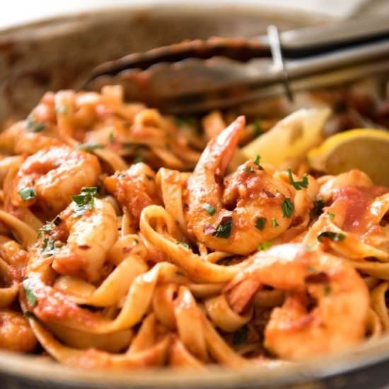 SPICY CHILLI PRAWN PASTA (SHRIMP)