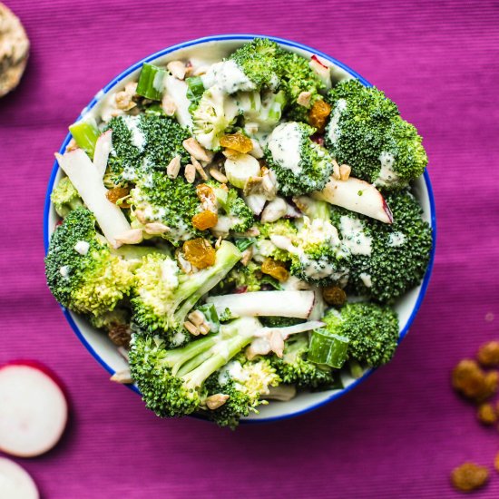 Simple Vegan Broccoli Salad