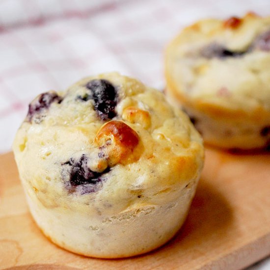 Blueberry cottage cheese muffins