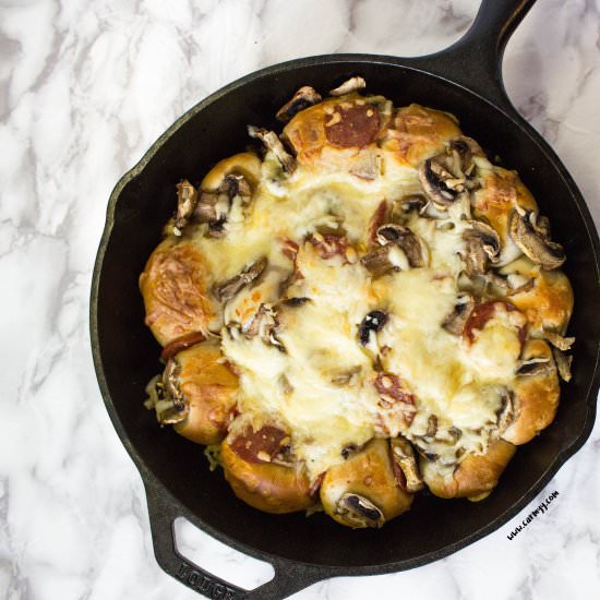 Pull Apart Stuffed Pizza Balls