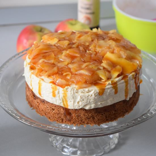 Apple Caramel Cheesecake