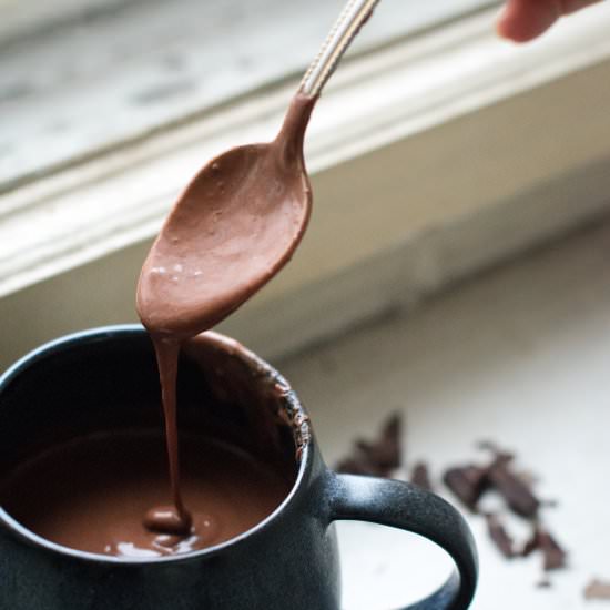 Creamy Hot Chocolate with Spices