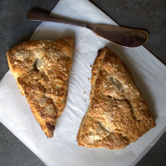 Fresh Pear Spice Scones