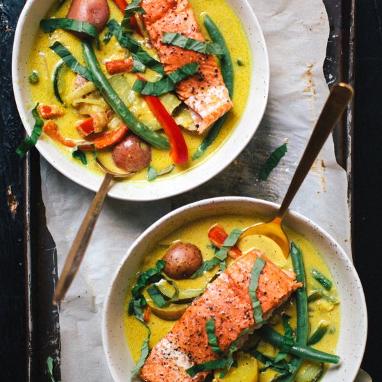 Whole30 Salmon & Potato Curry