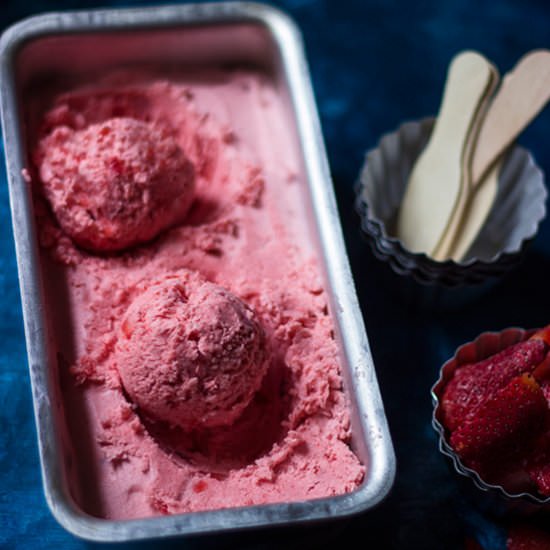 No Churn Strawberry Ice Cream