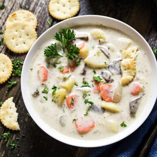 New England Vegan Clam Chowder