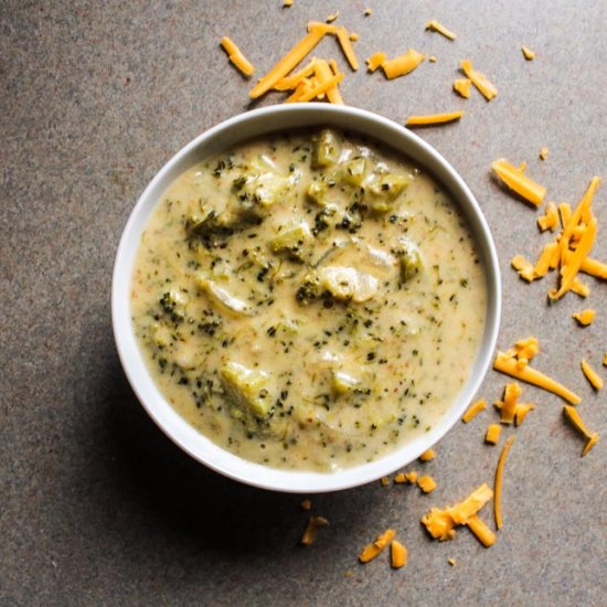 Cheesy Broccoli Soup