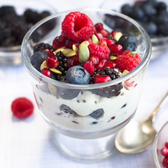 Paleo Cashew Yogurt Parfait