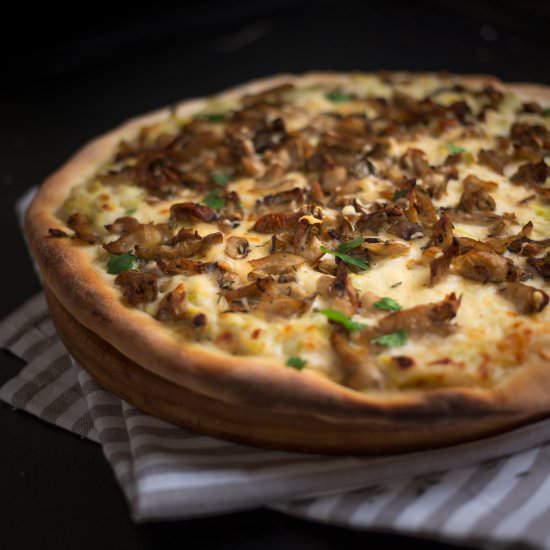 Crispy Oyster Mushroom Pizza