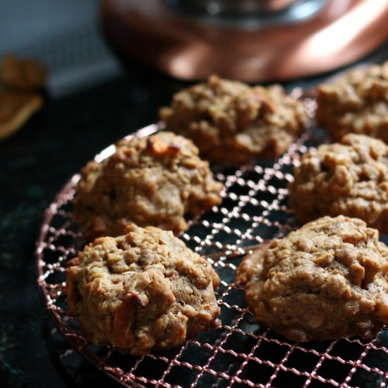 Apple Cinnamon Oatmeal Cookies