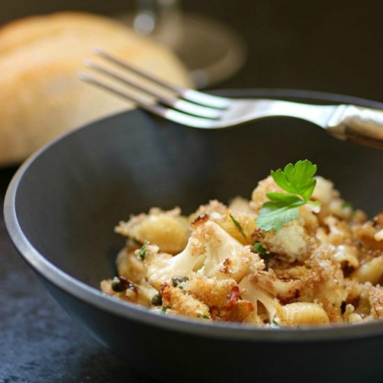 baked shells with cauliflower