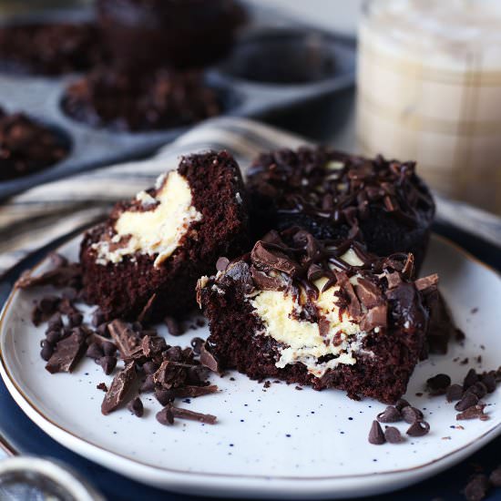 Irish Cream-Filled Chocolate Cakes