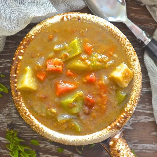 Cozy Slow Cooker Spicy Lentil Soup