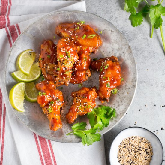 Sriracha-Honey Chicken Wings