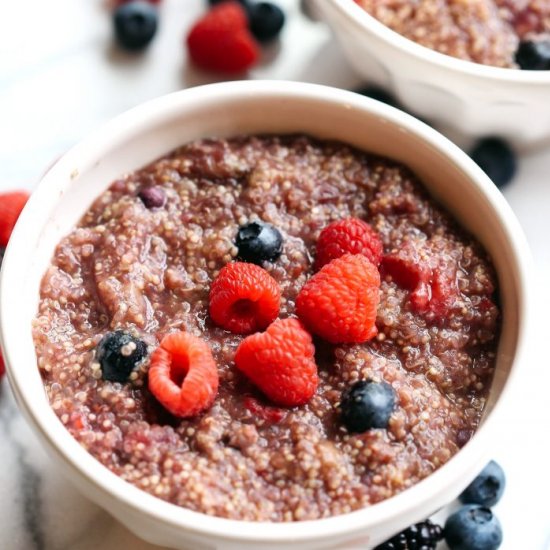 Slow Cooker Berry Breakfast Quinoa