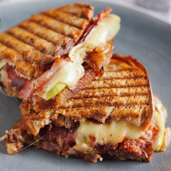 Bacon, brie grilled sandwich