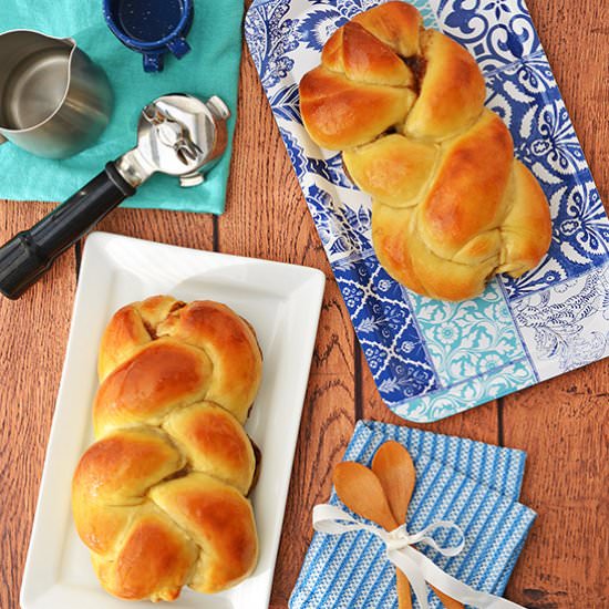 Cinnamon Challah Braid